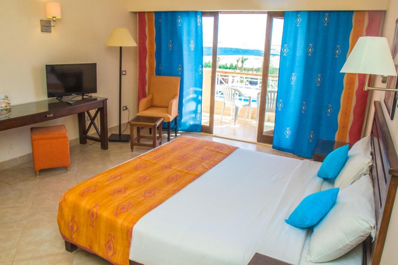 Viva Blue Resort And Diving Sharm El Naga (Adults Only) Hurghada Esterno foto