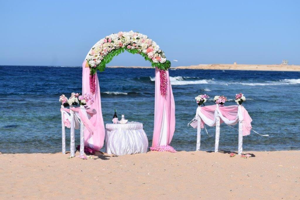 Viva Blue Resort And Diving Sharm El Naga (Adults Only) Hurghada Esterno foto