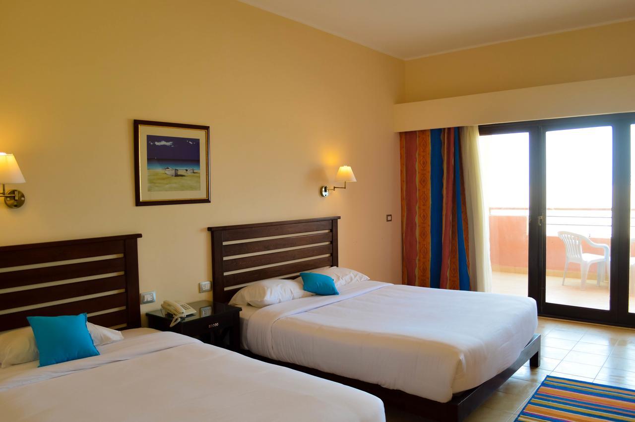 Viva Blue Resort And Diving Sharm El Naga (Adults Only) Hurghada Esterno foto