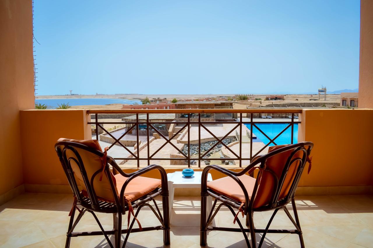 Viva Blue Resort And Diving Sharm El Naga (Adults Only) Hurghada Esterno foto