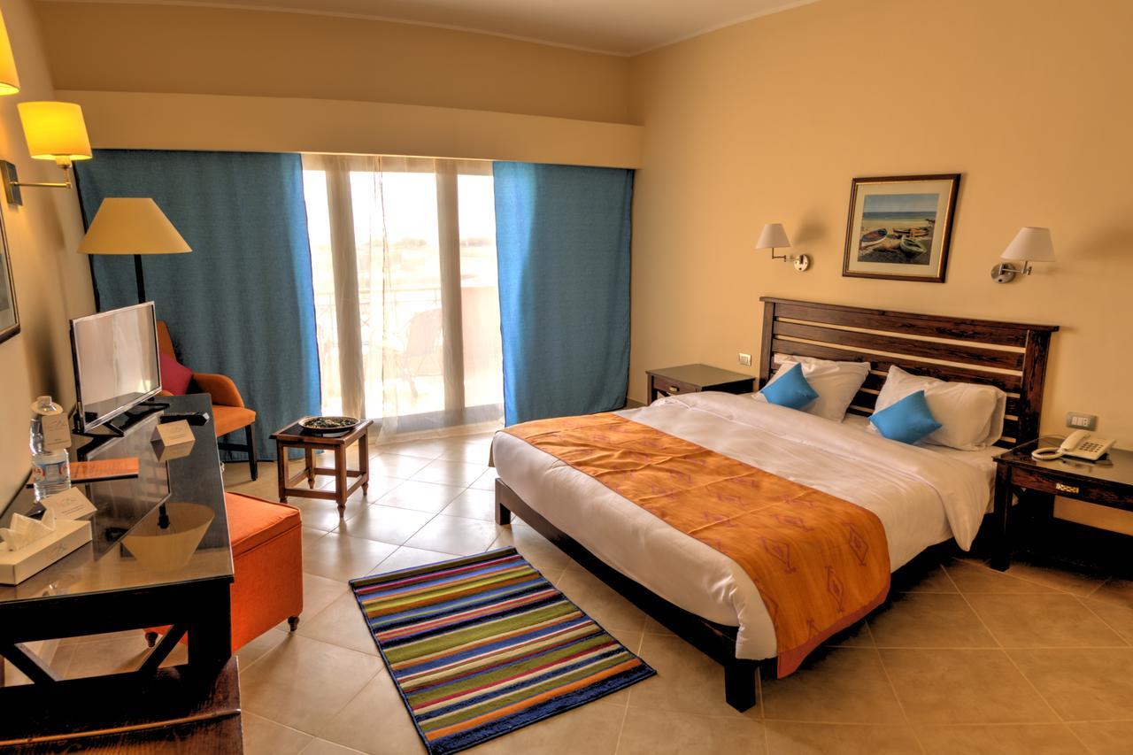 Viva Blue Resort And Diving Sharm El Naga (Adults Only) Hurghada Esterno foto